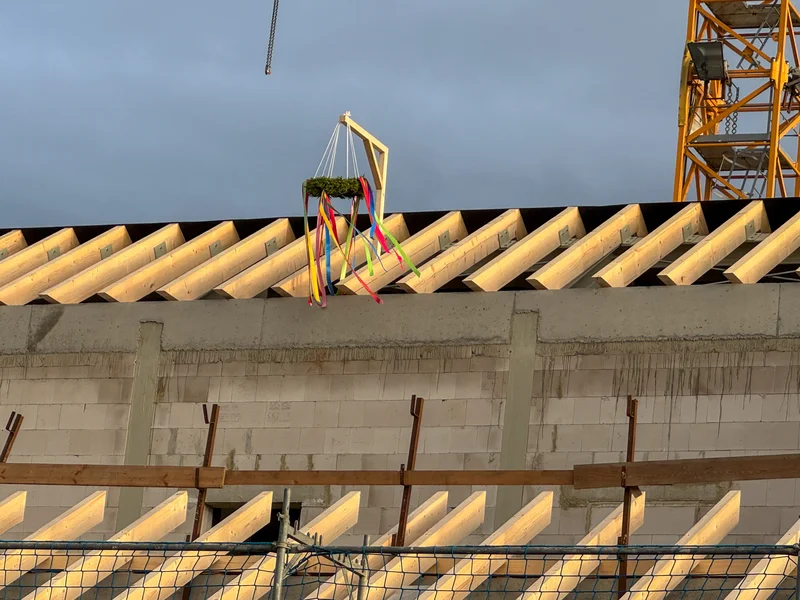 Topping-out ceremony for the renovation of the Kulturscheune