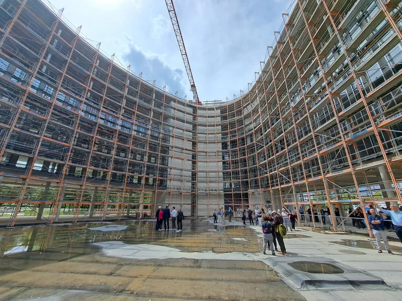 Topping-out ceremony for the Freiburg Family Community Center –