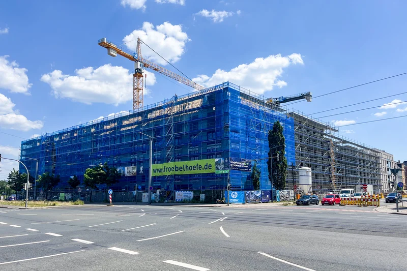 Topping-out ceremony for Fröbelhöfe I in Dresden