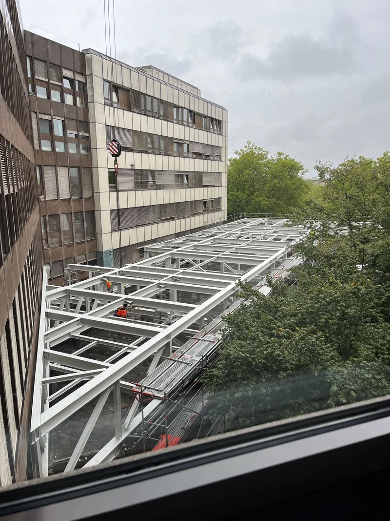 Construction of the ward modules at Ingolstadt Hospital has begun