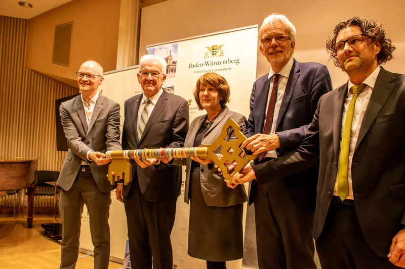 Ceremonial handover of the new ZITh Tübingen building on the Campus of Theologies