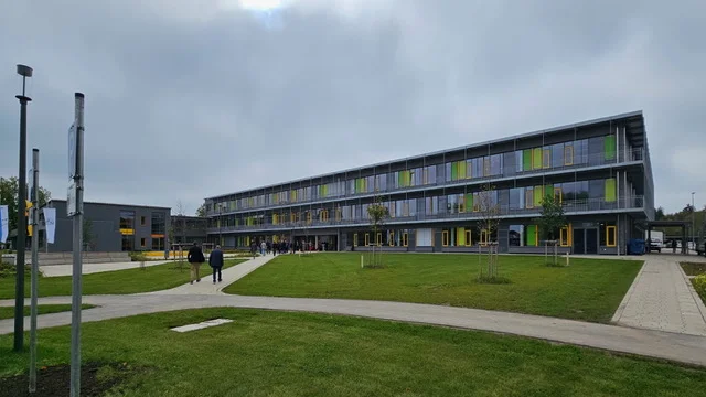 Inauguration ceremony for the new school center in Rain